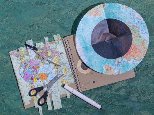World in Tangible Fragments